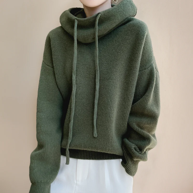Ileana | Knitted sweater with hood