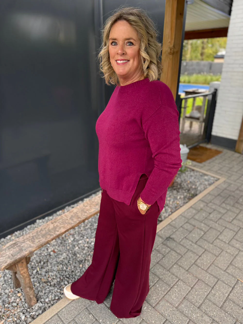 Iliana | Burgundy sweater with slits - Image 2