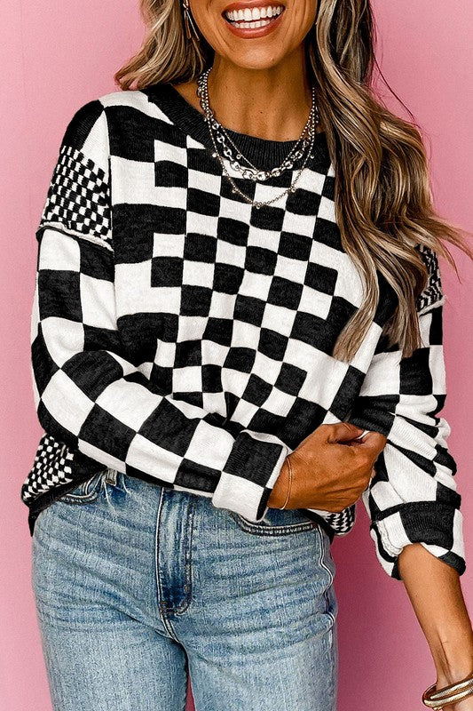 Ilona | Pullover with a checked print and dropped shoulders with a crew neck - Image 6