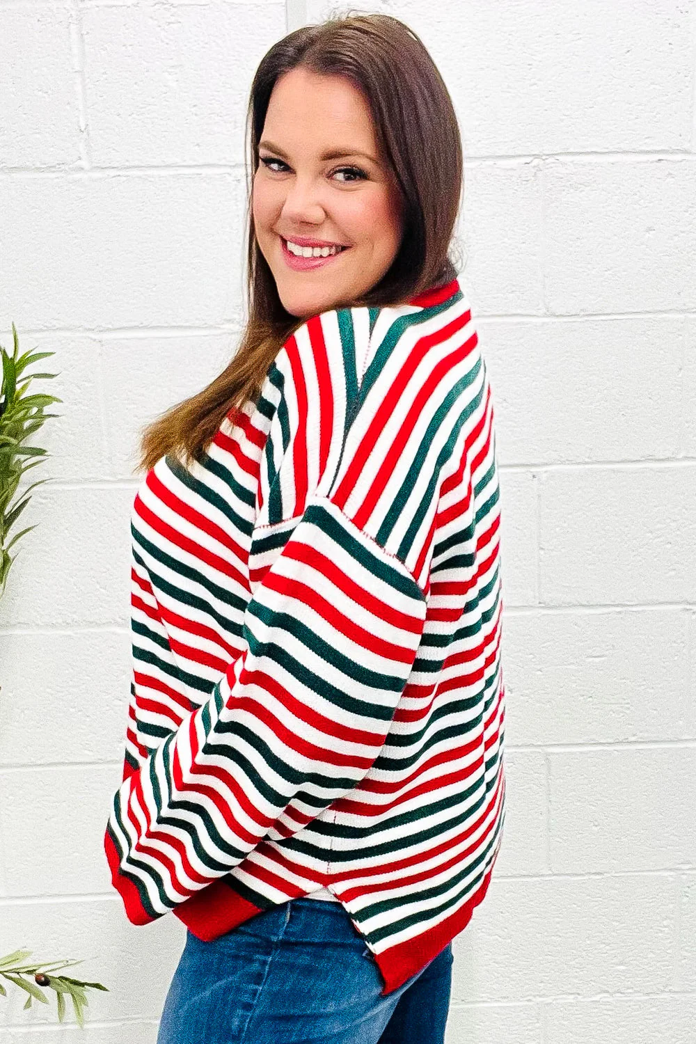 Inés | Christmas red and green striped oversized knit sweater - Image 15