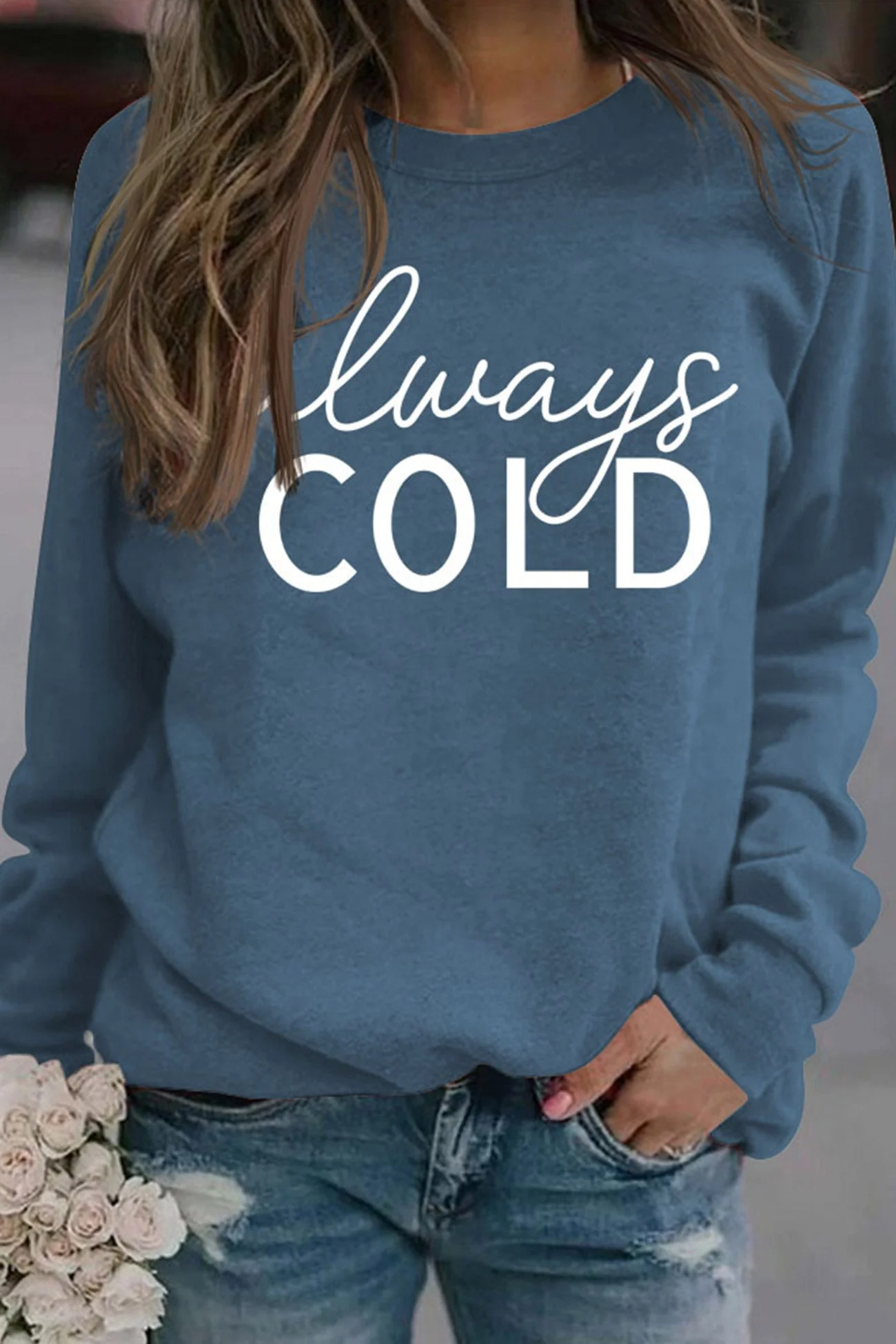 Irene | Sweatshirt with “Always Cold” print. - Image 4