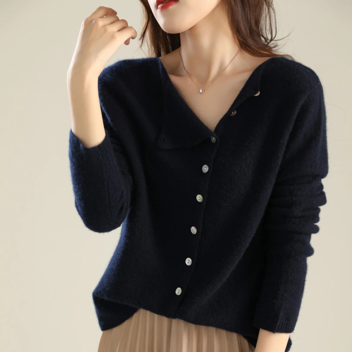 Irina| Elegant and casual winter cardigan - Image 4