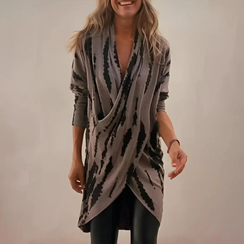 Isabel | Luxurious V-neck tonic with a loose fit