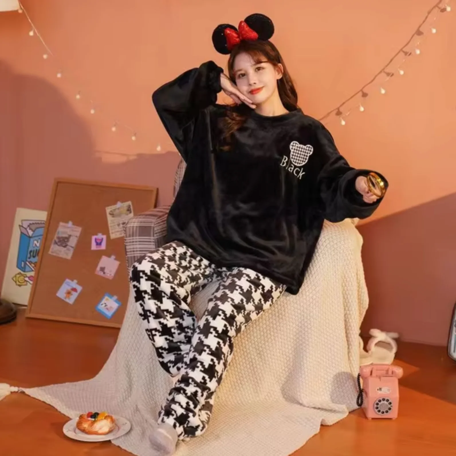 Isabella | Fleece pajama set - Image 4