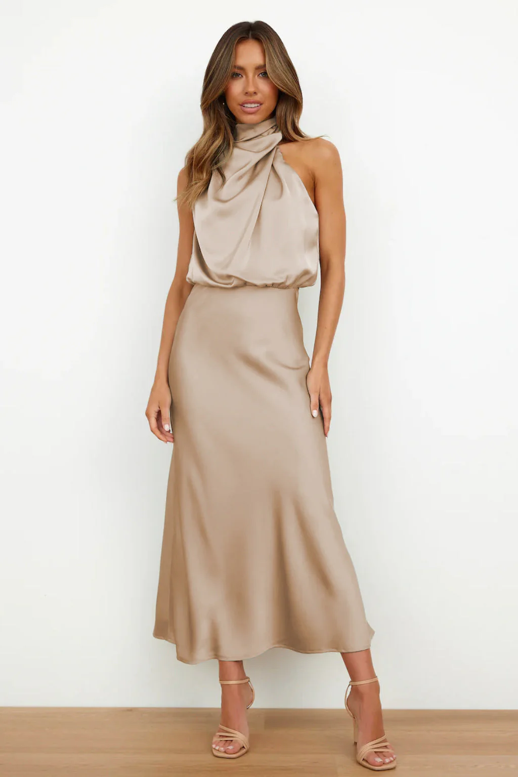 Isabella® | Maxi Dress With High Neck - Image 6