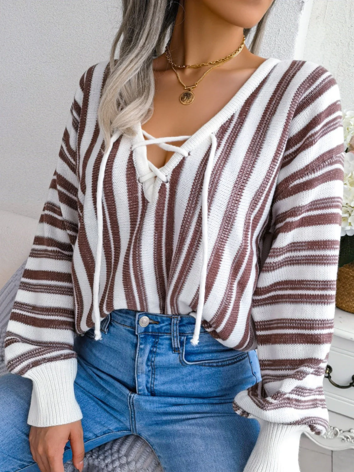 Isadora | Striped long-sleeved sweater with lacing - Image 3