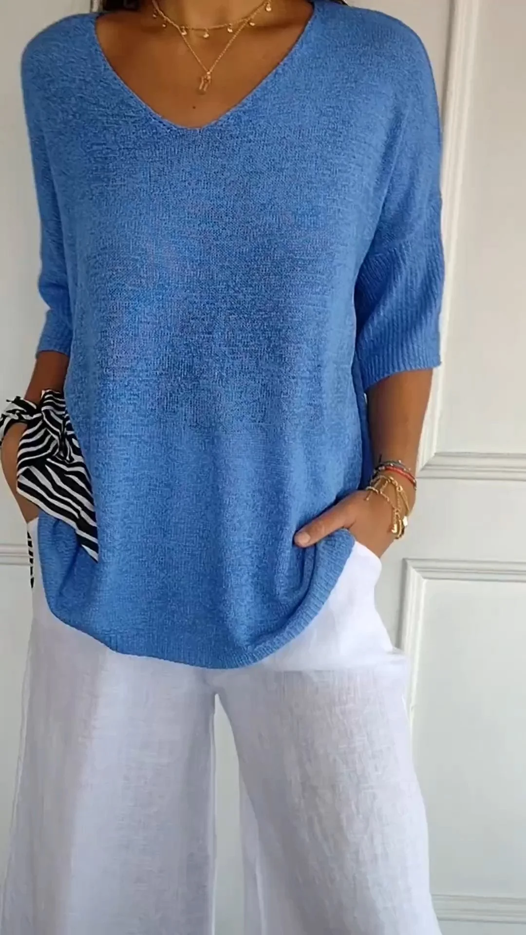Ivanna® | Colored Knitted Top With V-Neck - Image 2