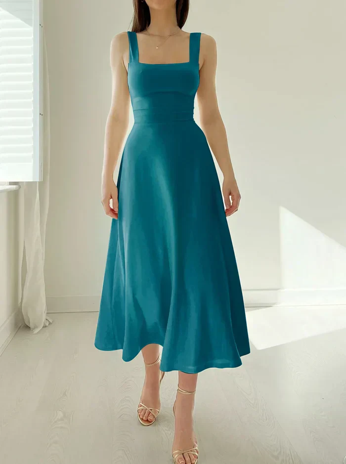 Johana® | Stylish Midi Dress - Image 2