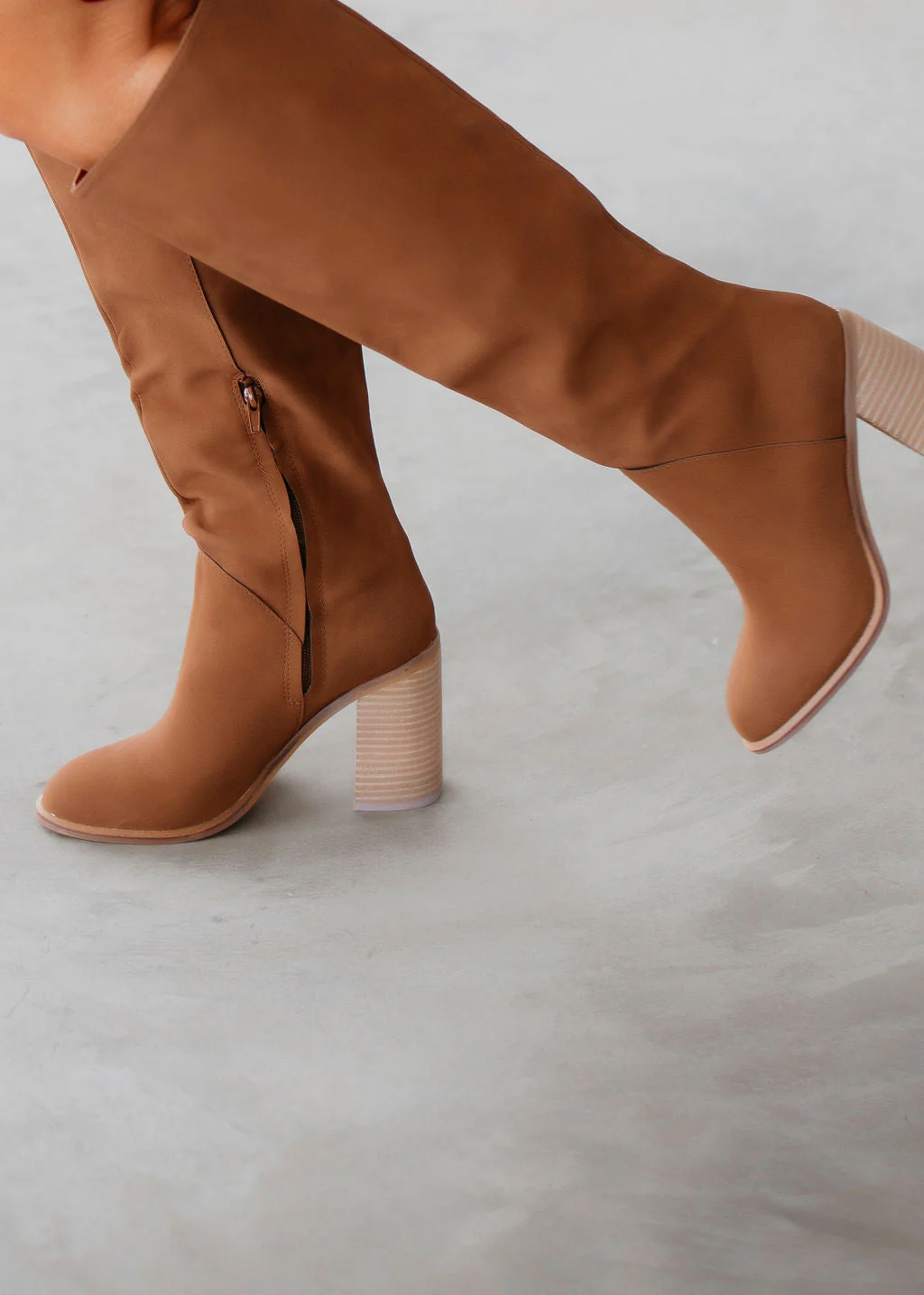 Johana | Supportive and versatile orthopedic boots - Image 3