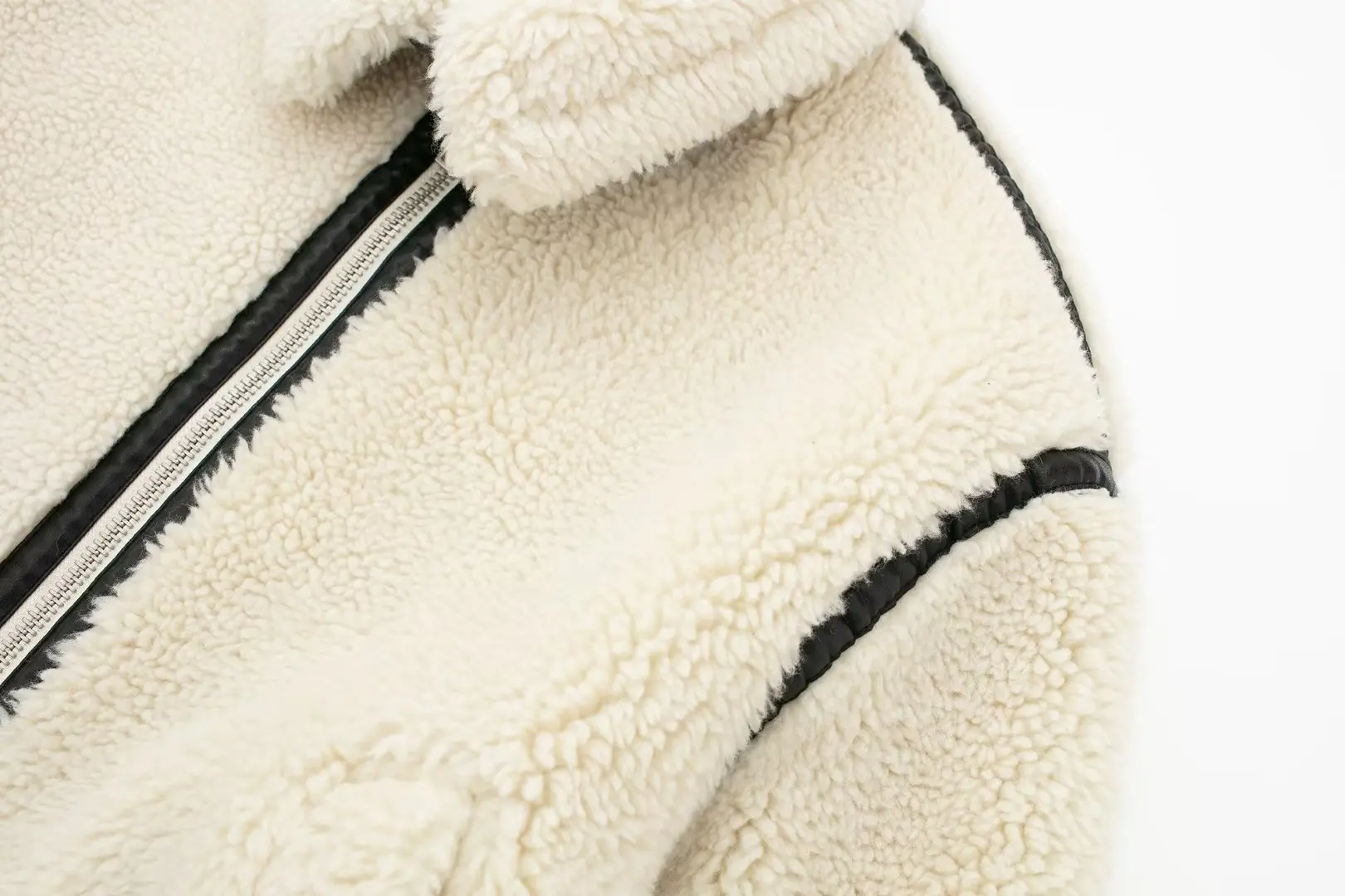 Josefina | Soft and warm teddy coat - Image 6
