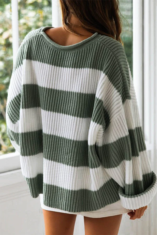 Josefina| Trendy and elegant winter clothing item - Image 2