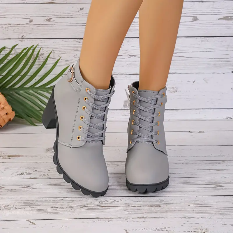 Juana | Elegant and detailed supportive footwear - Image 3
