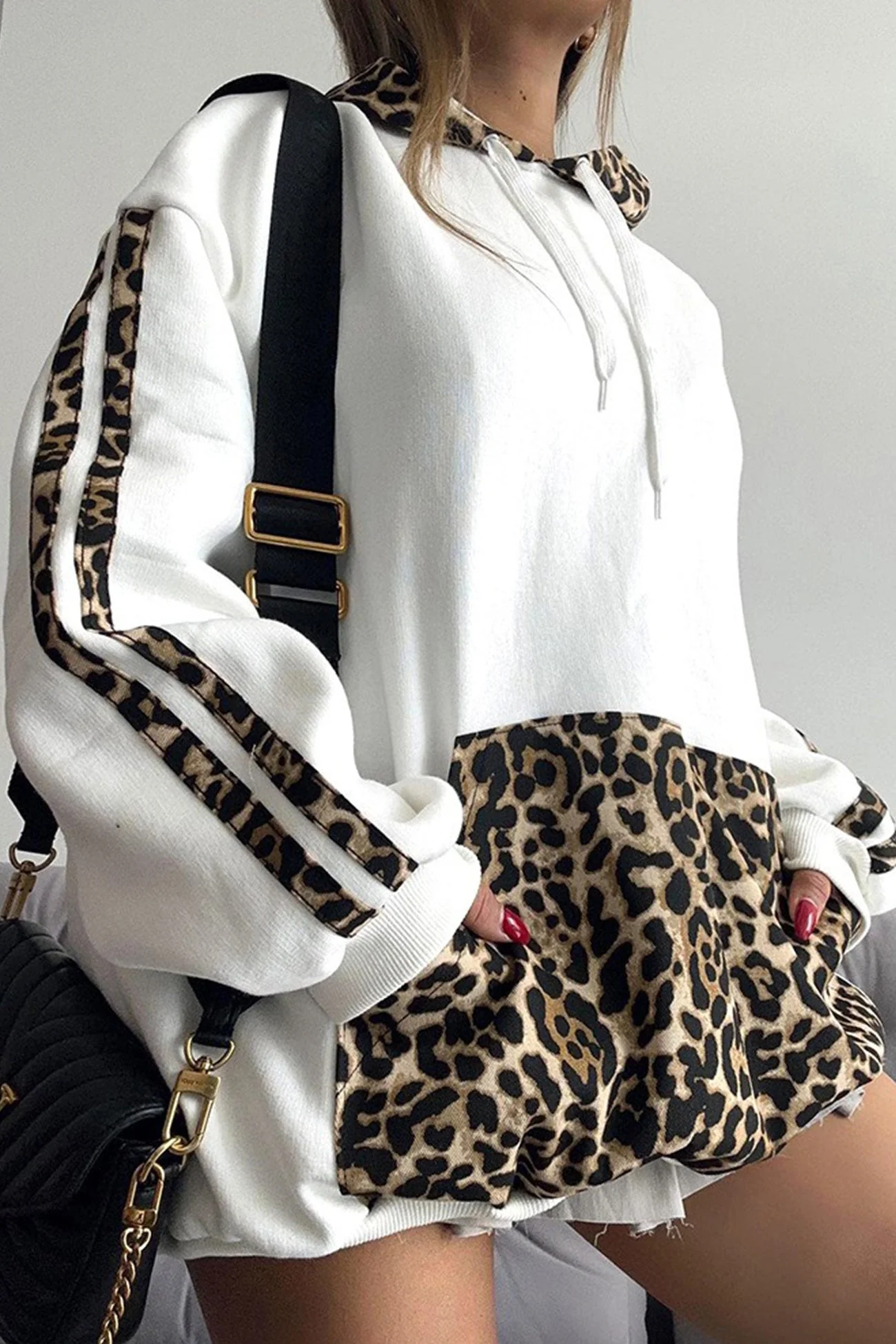 Juana | Loose patchwork leopard print hoodie - Image 2