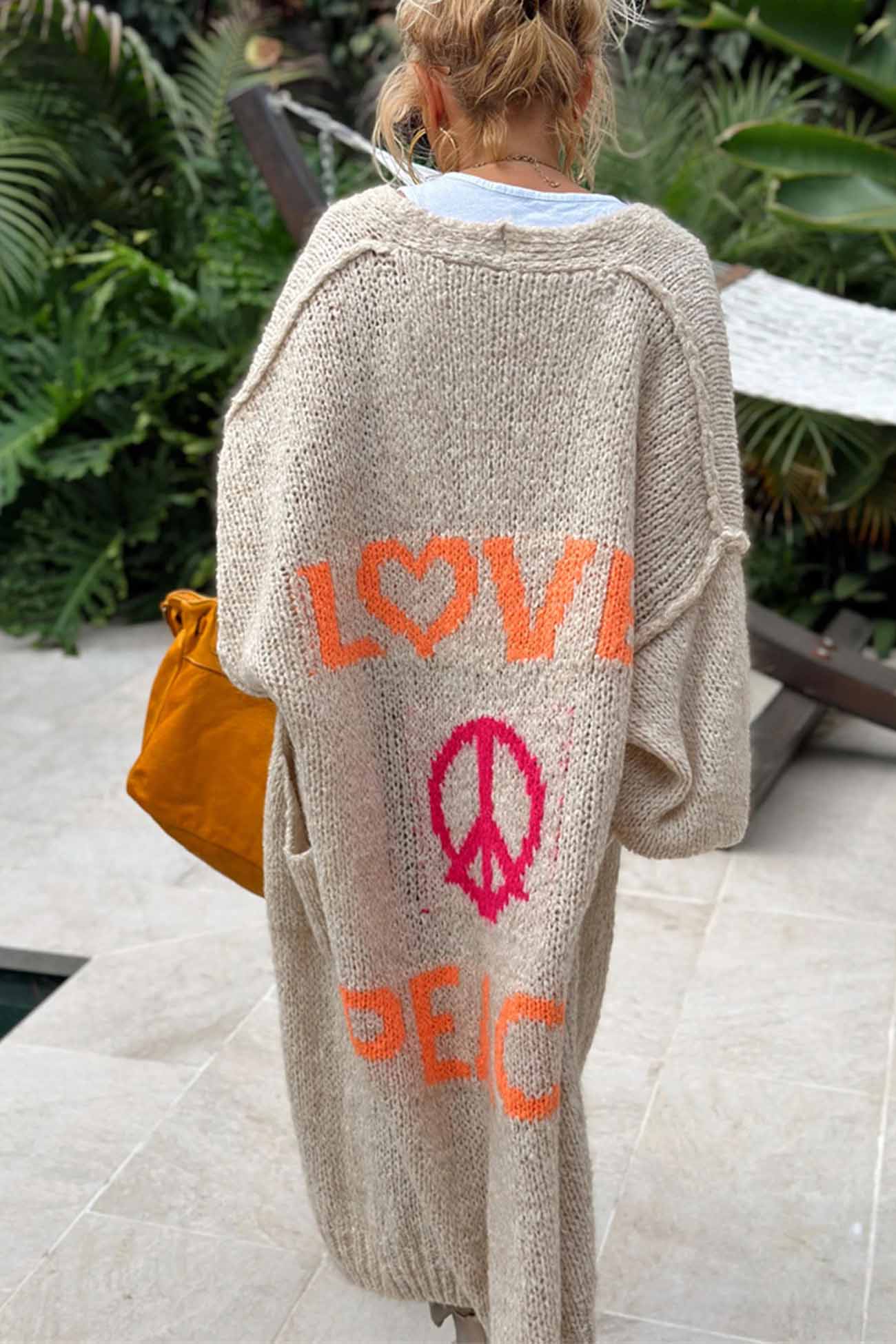 Judith | Long-sleeved cardigan with an open front and a letter print - Image 13