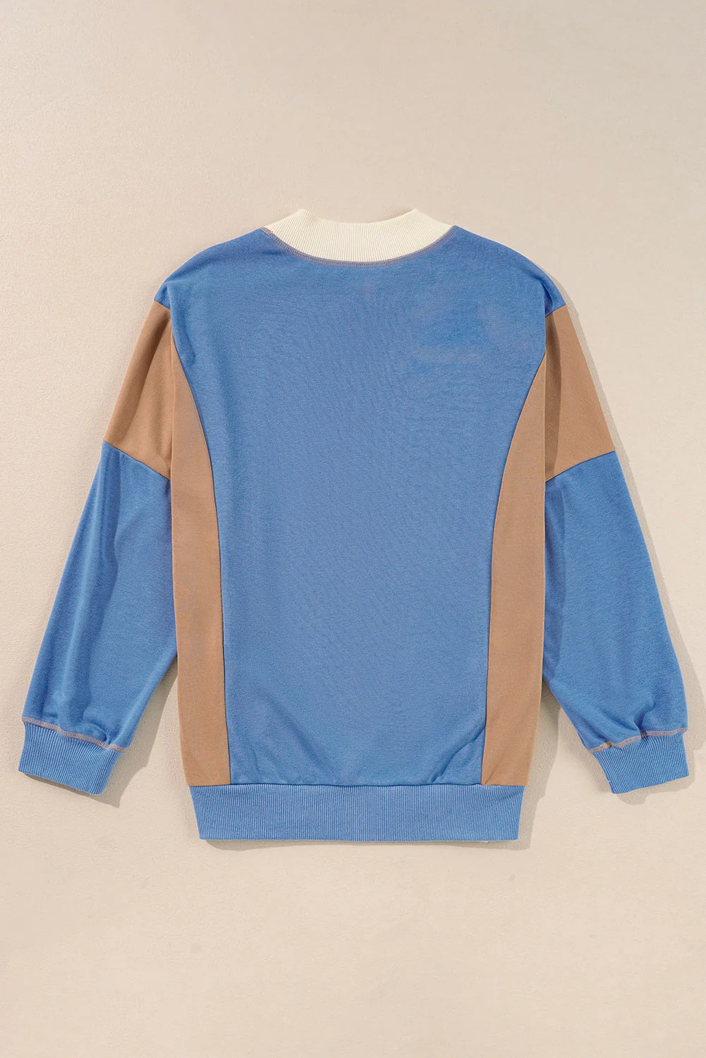 Juliana | Long sleeve sweatshirt with slit color block and crew neck - Image 4