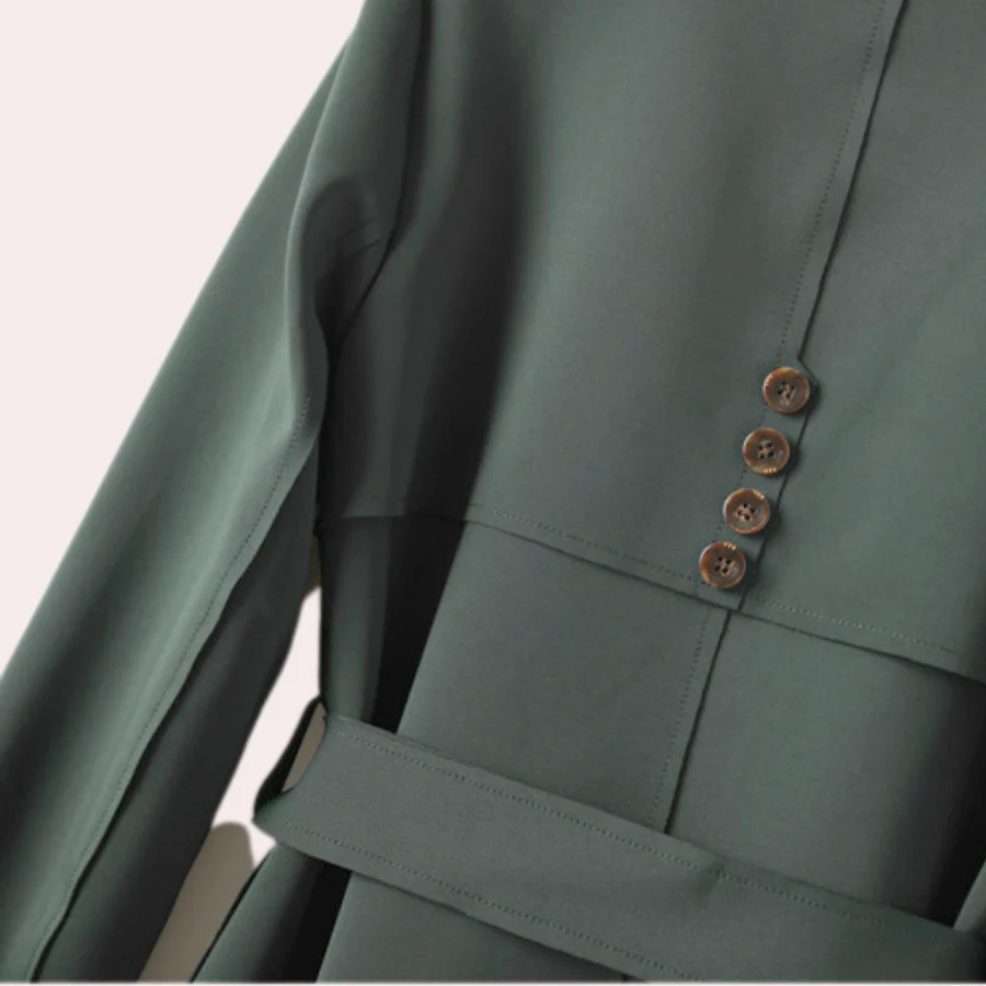 Karina | Fashionable and minimalist winter coat - Image 3