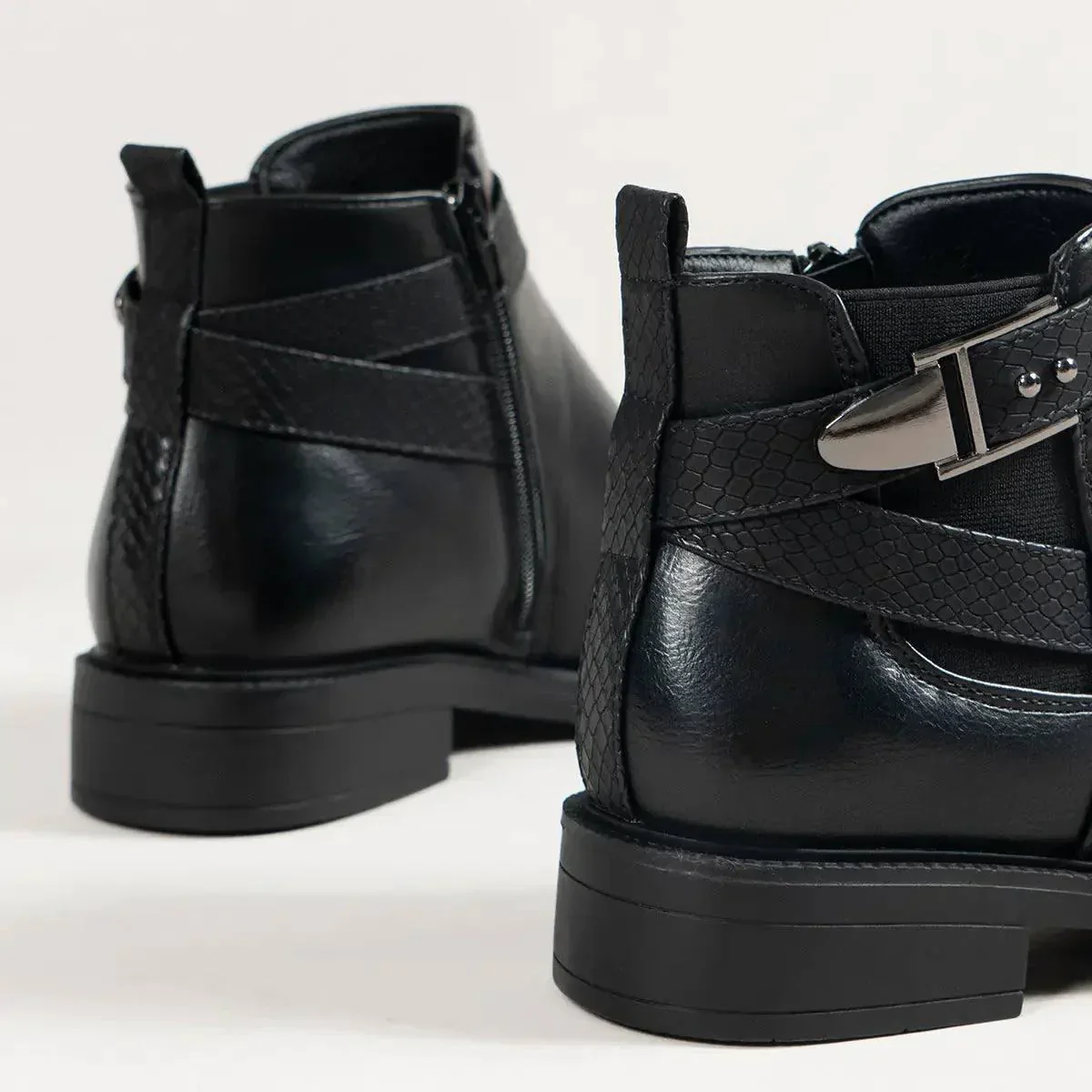 Katherine | Supportive and versatile orthopedic boots - Image 4