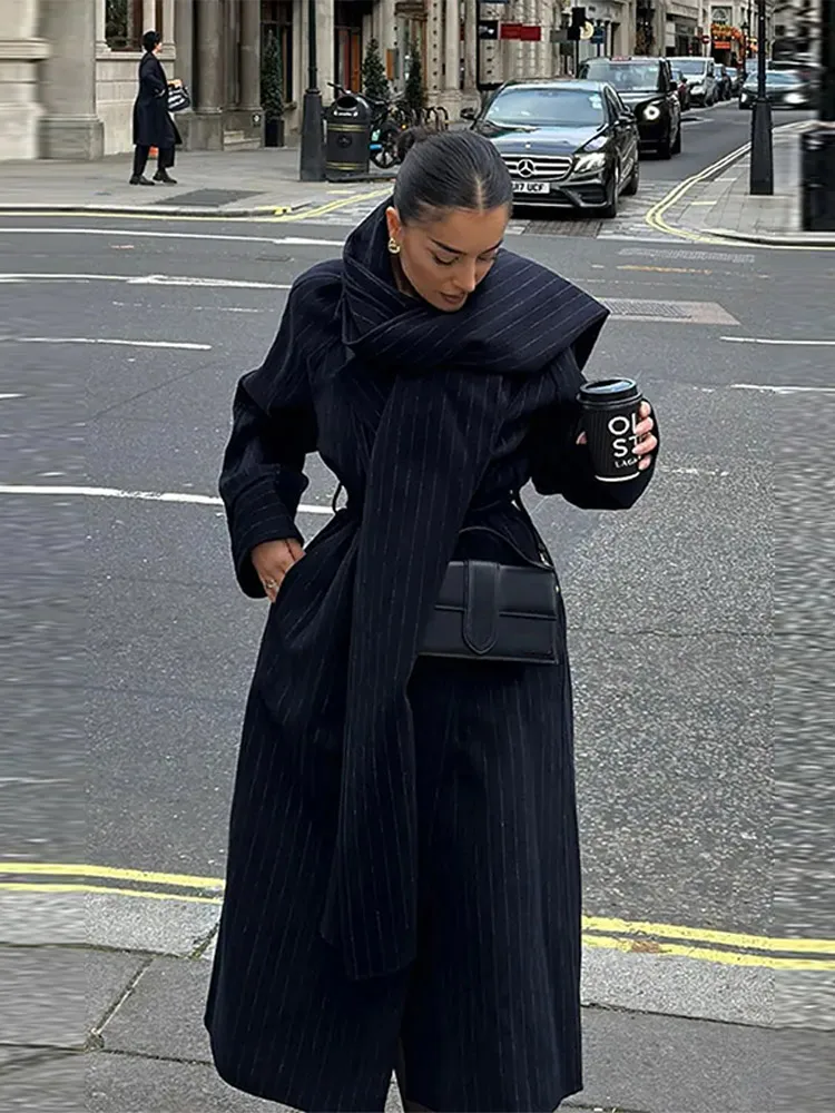 Kimberly | Waterproof trench coat for women - Image 3