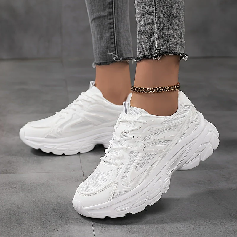 Kuri® | Fashionable and effortless sneakers - Image 5