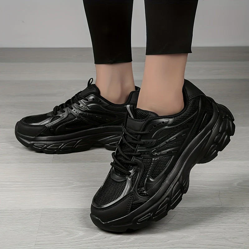 Kuri® | Fashionable and effortless sneakers - Image 6