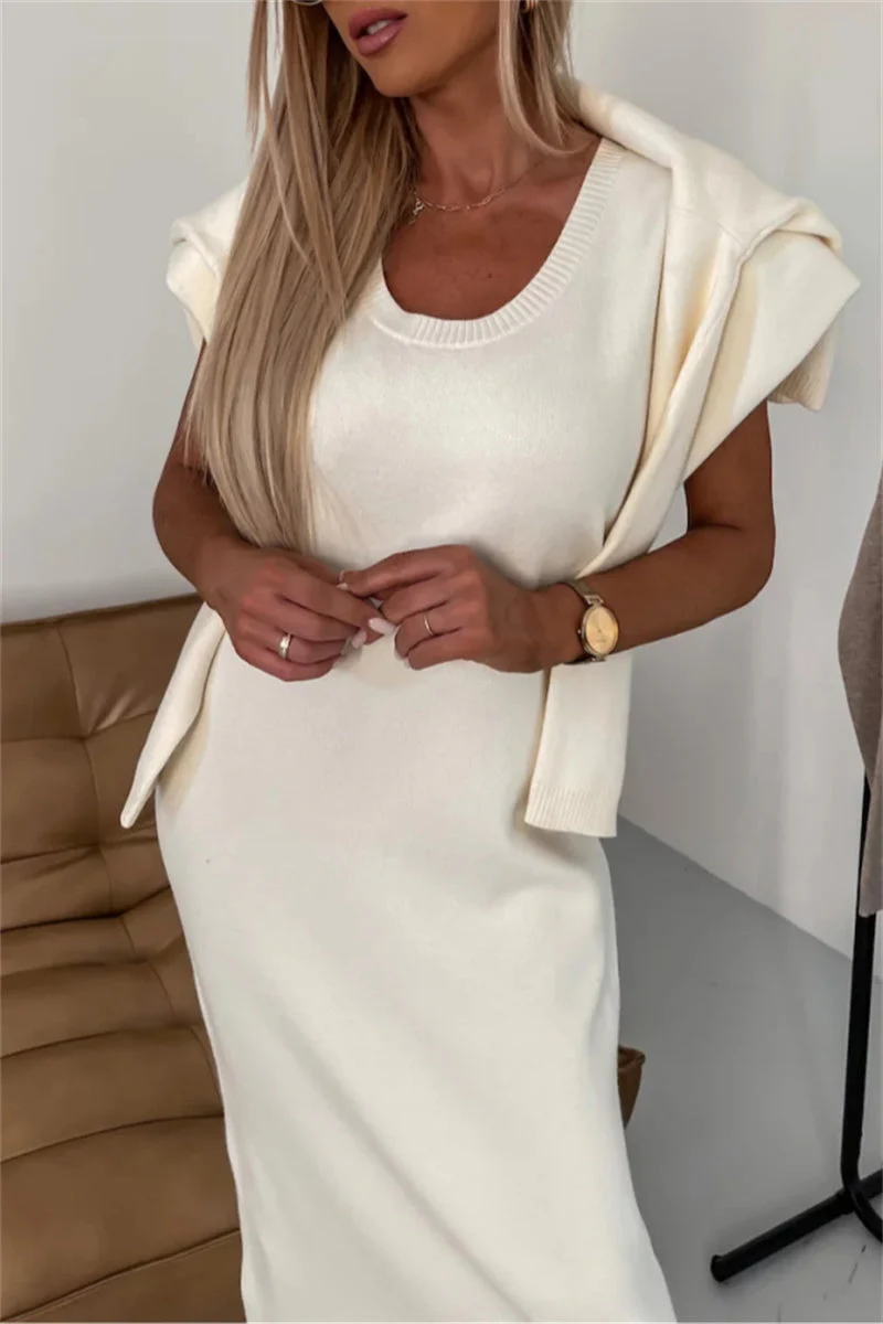 Larissa | Casual basic two-piece suit with a turtleneck and long sleeves - Image 3