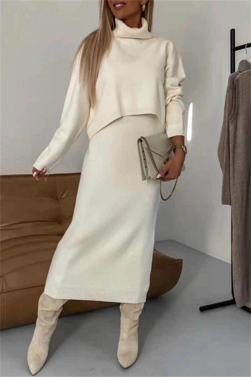 Larissa | Casual basic two-piece suit with a turtleneck and long sleeves - Image 7