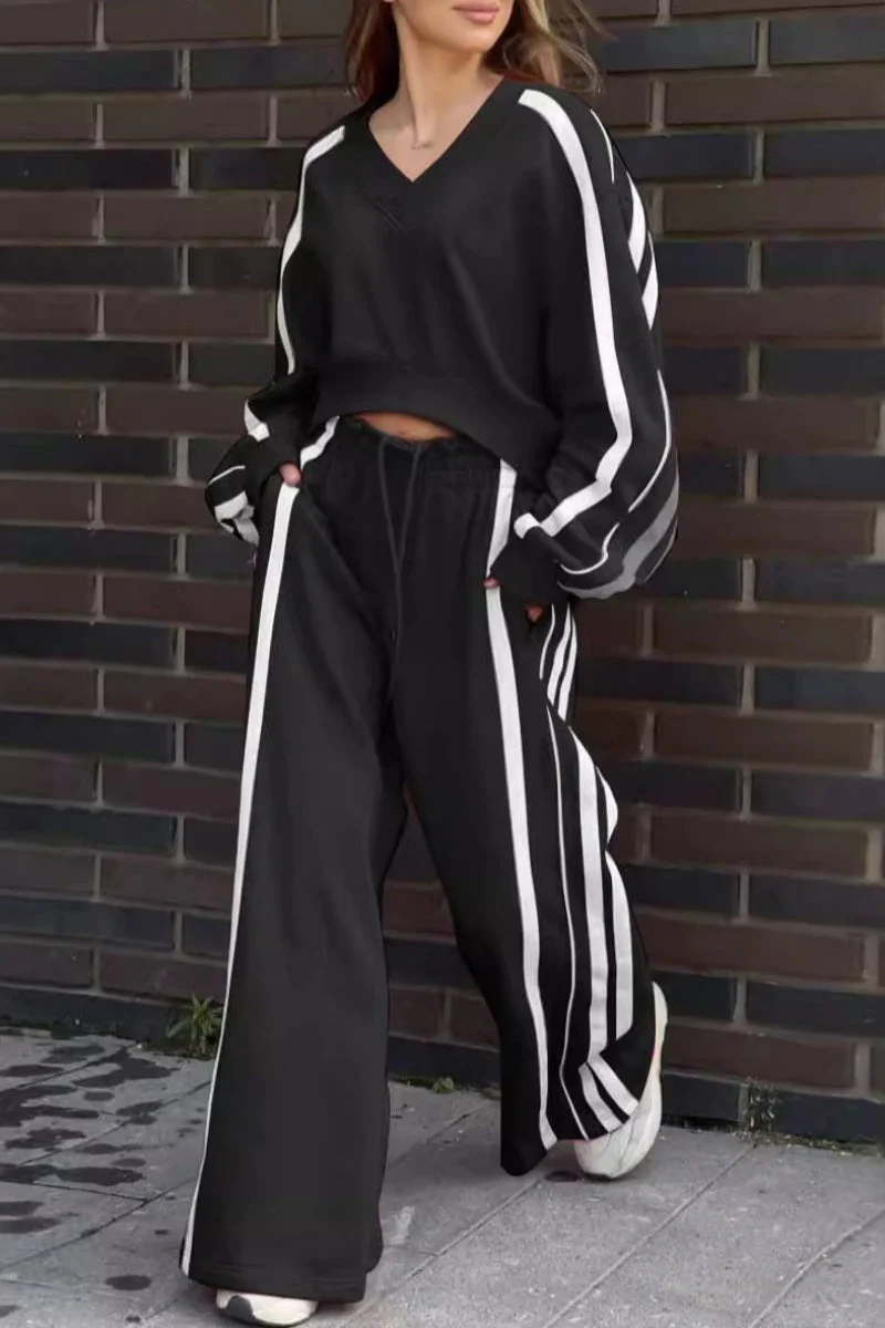 Laura | Casual striped patchwork two-piece suit with V-neck and long sleeves
