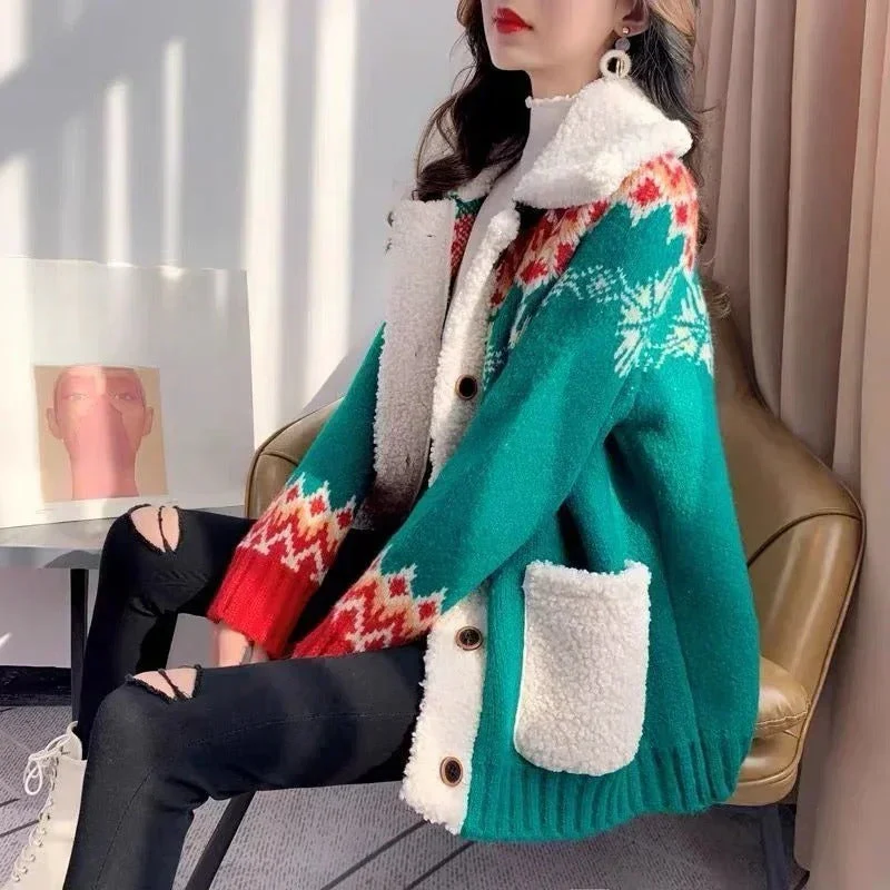 Laura | Warm fleece-lined cardigan with Christmas print for women