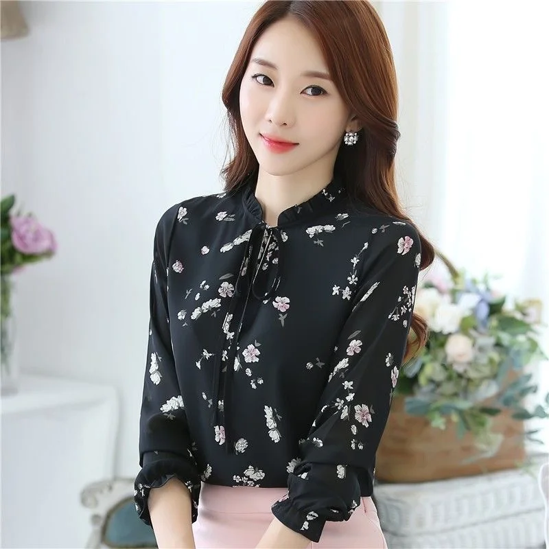Lava® | Blouse With Floral Pattern And Bow Collar