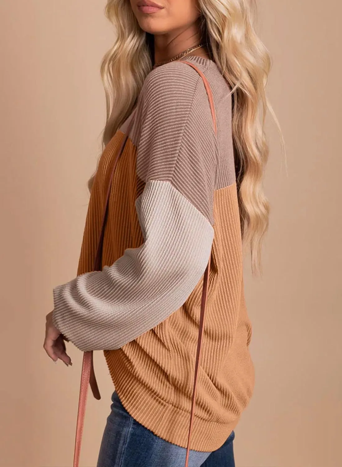 Leire | Casual crew neck pullover sweatshirt - Image 2