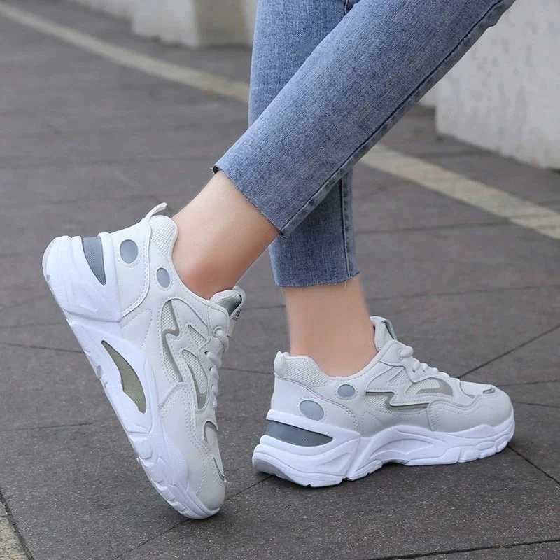 Lidia® | Simple and stylish sneakers - Image 2