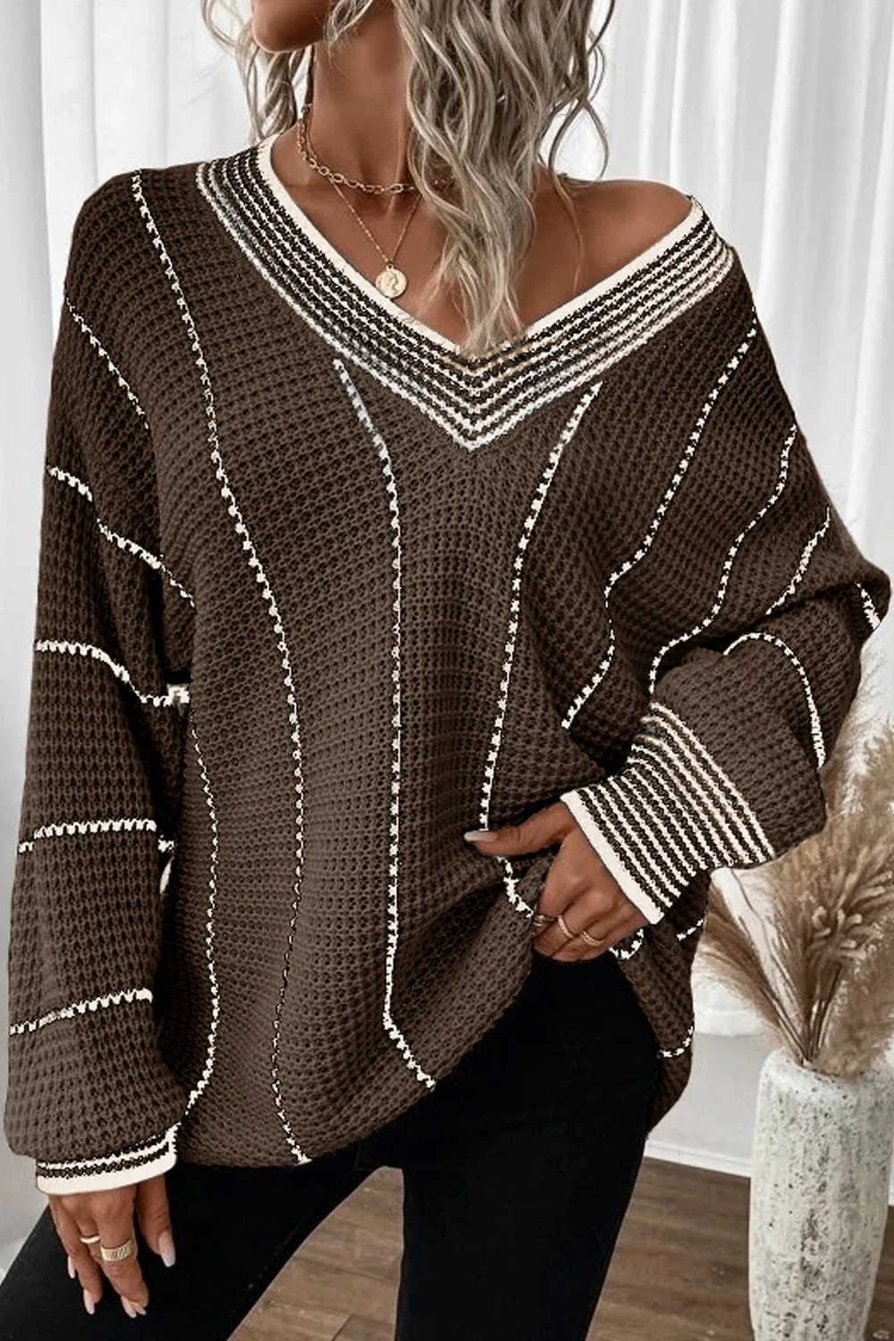 Lilian | Striped sweater with a V-neck and dropped shoulders - Image 11