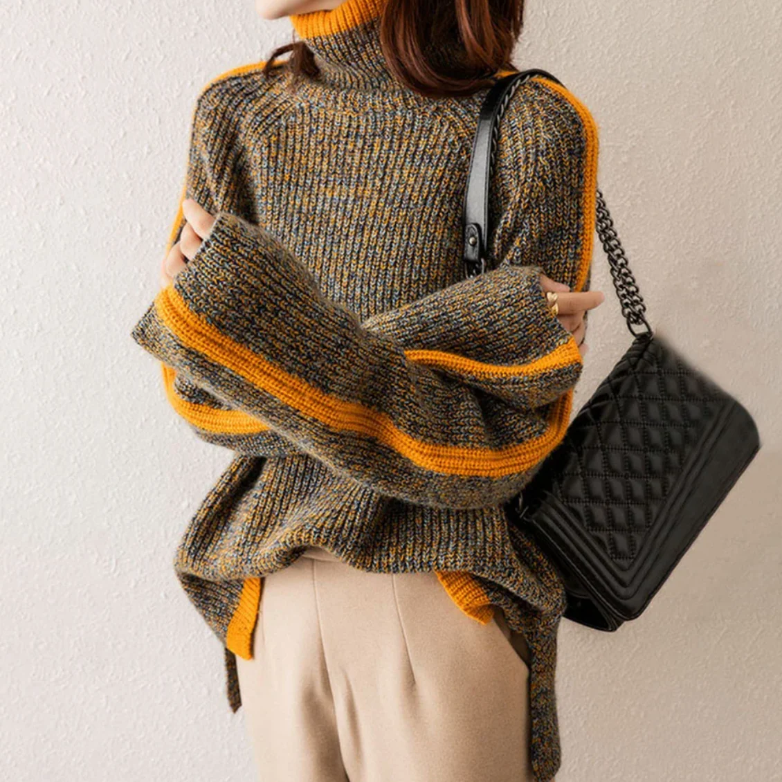 Liliana | Comfortable Chic Sweater - Image 3