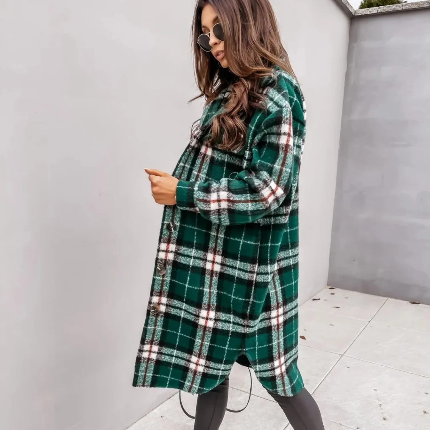 Linda | Trendy and elegant winter clothing item