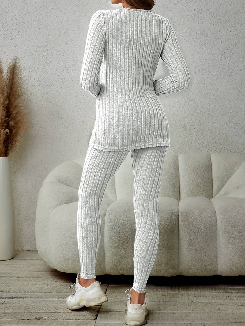 Lorena | Modern and fashionable winter set - Image 7