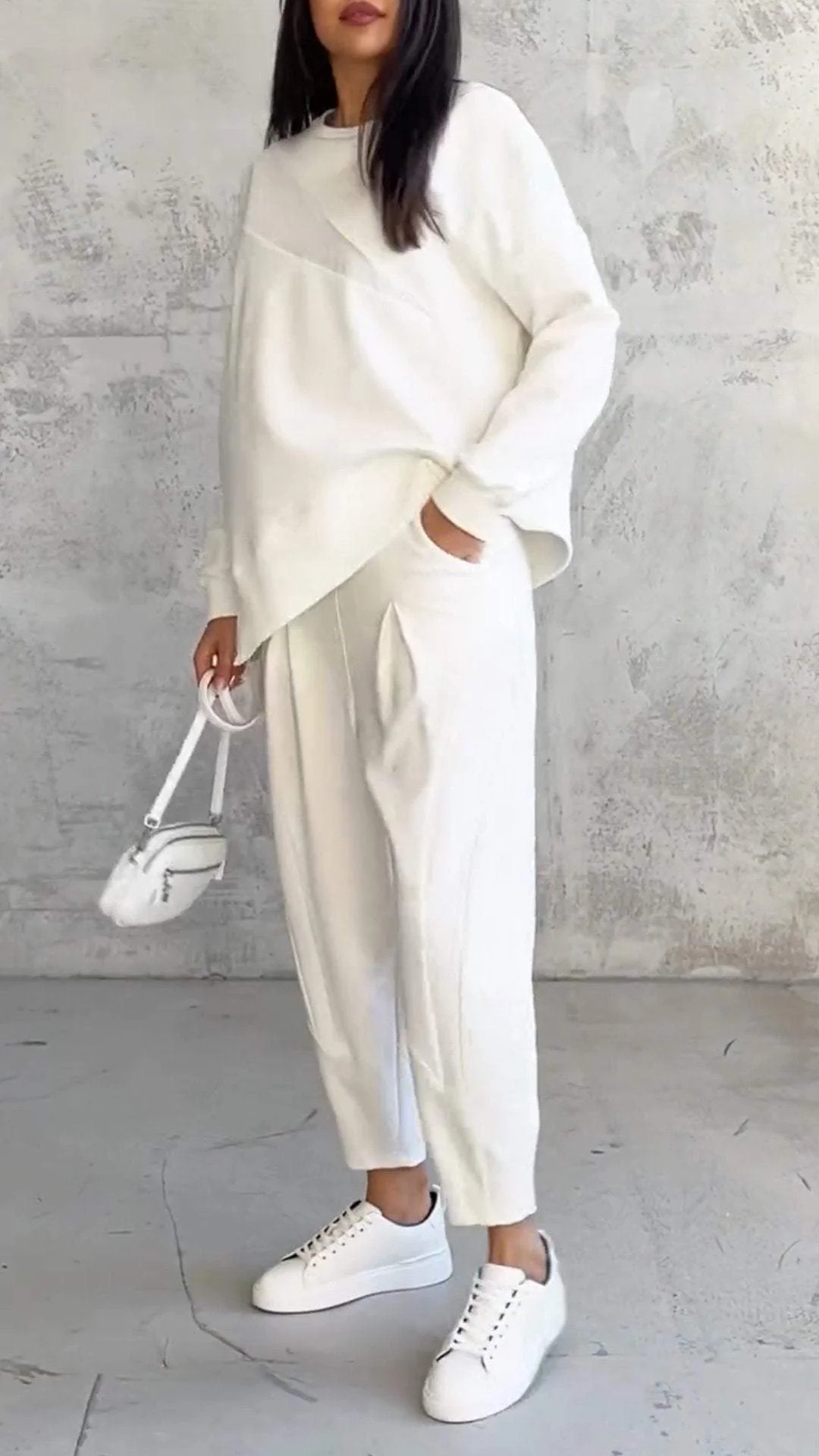 Lorena® | Two-piece set with a crew neck and long sleeves. - Image 3