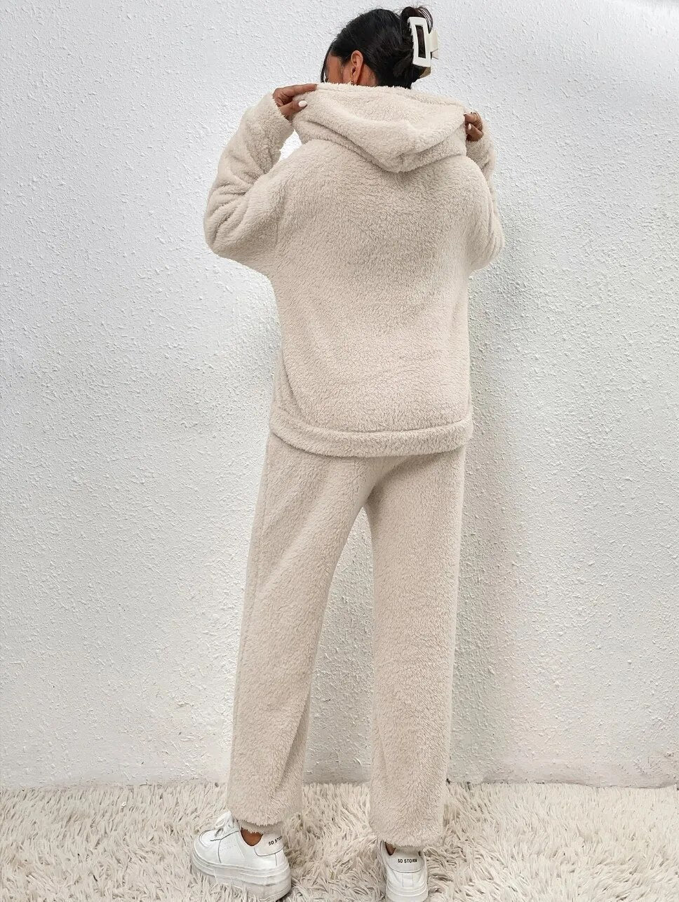 Lotis® | Effortless and chic   clothing - Image 2