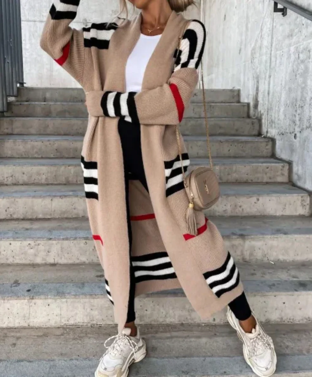 Luisa | Relaxed and stylish winter cardigan - Image 3