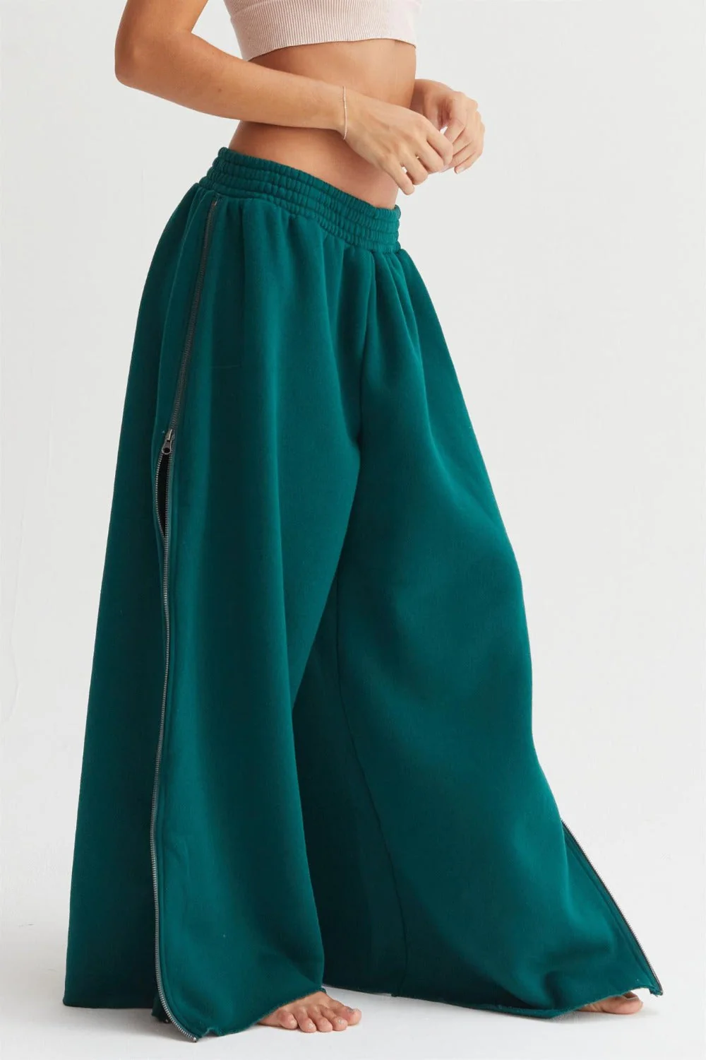Magda | Wide-leg joggers with side zip fastening