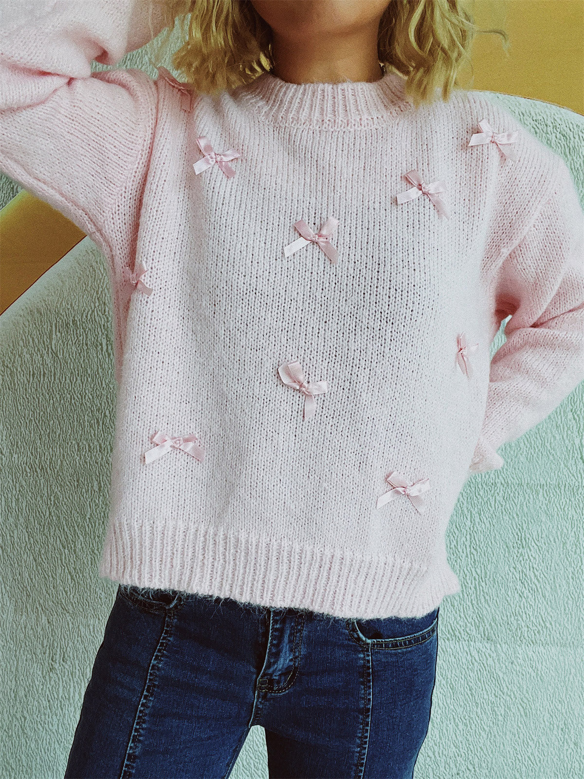 Maite | Long-sleeved sweater with a crew neck and bow trim - Image 11