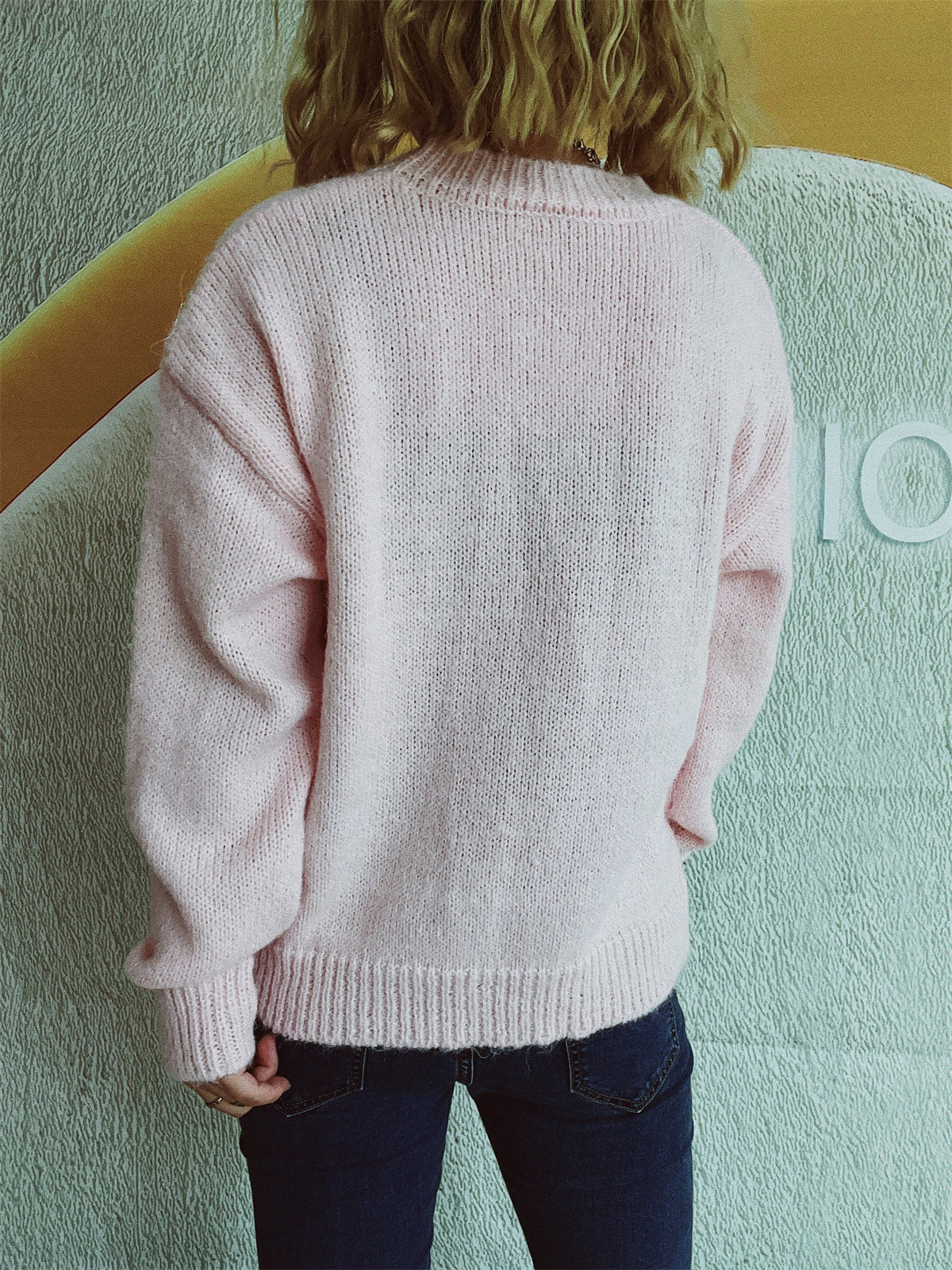 Maite | Long-sleeved sweater with a crew neck and bow trim - Image 12