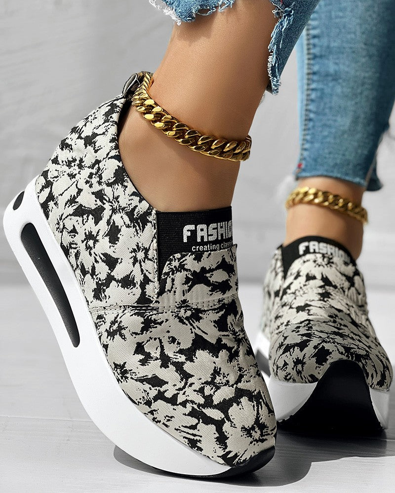 Maite | Supportive and stylish orthopedic sneakers - Image 3