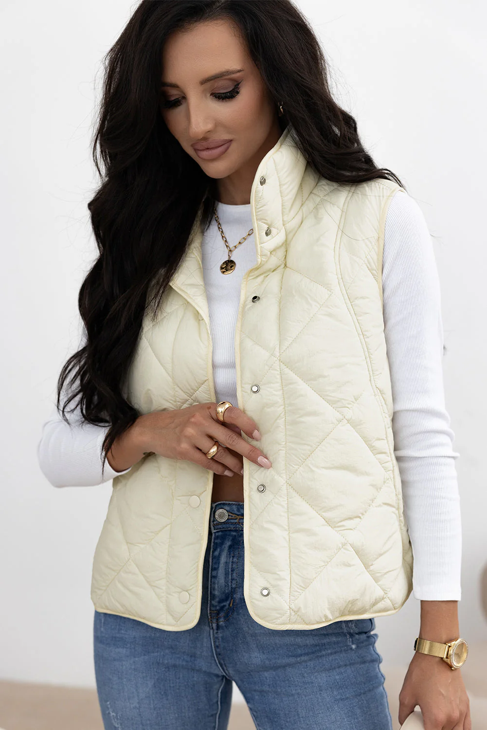 Maite | Vest with snap-down structure and pockets - Image 3