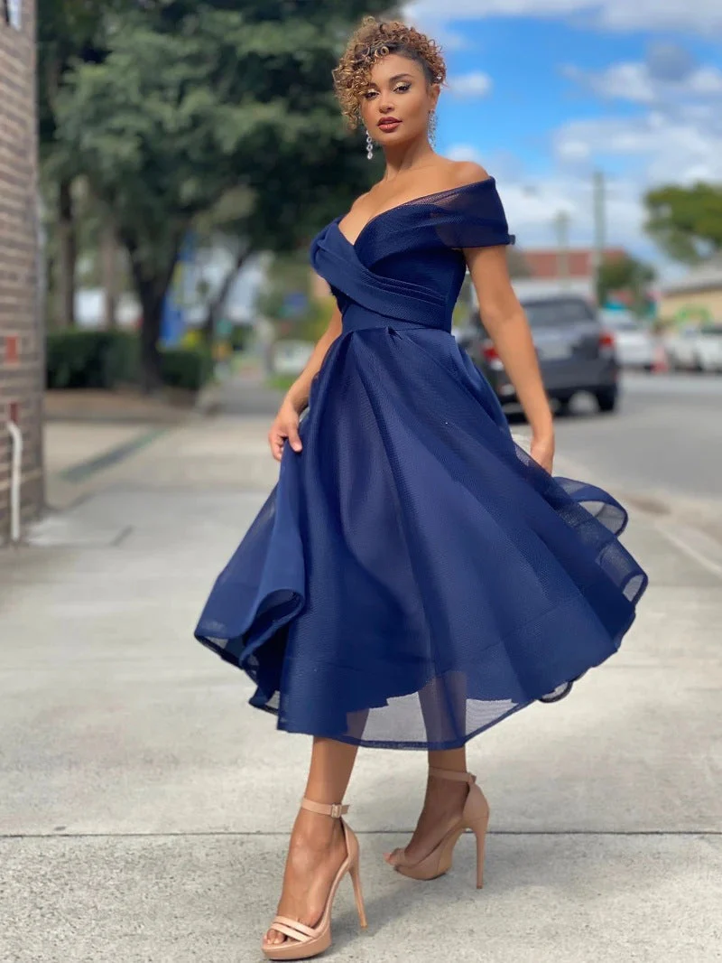 Manuela® | Elegant Off-Shoulder Bridesmaid Dress - Image 2