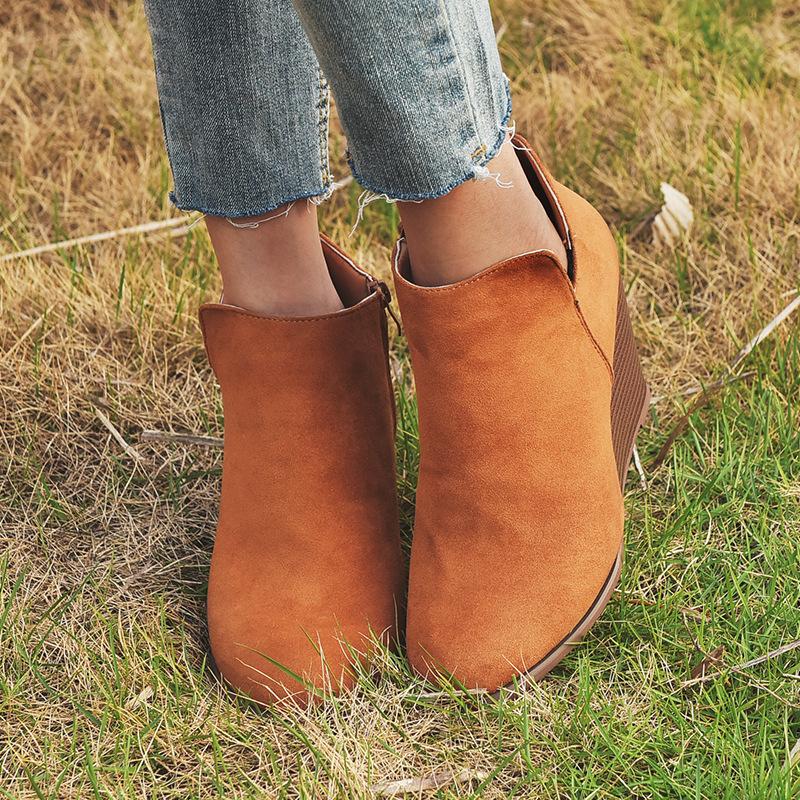 Manuela | Supportive, stylish orthopedic boots - Image 17