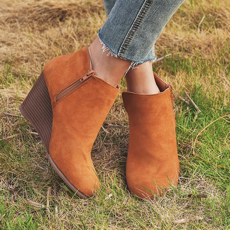Manuela | Supportive, stylish orthopedic boots - Image 19