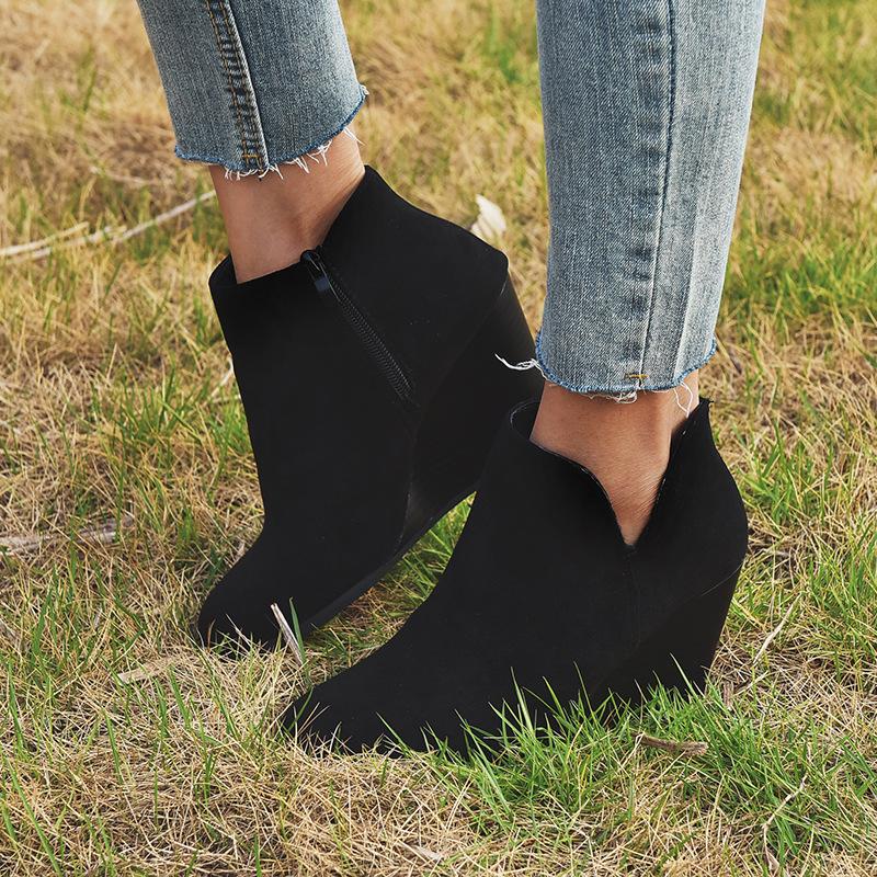 Manuela | Supportive, stylish orthopedic boots - Image 22