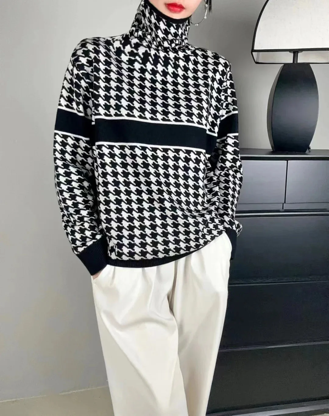 Mara® | Elegant turtleneck sweater - Image 8