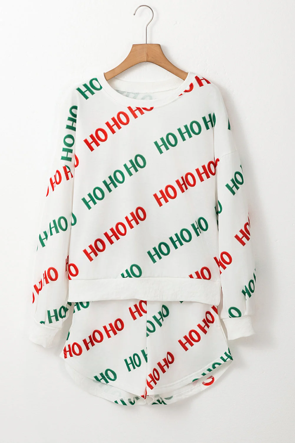 Margot | Jumper and shorts set with a Christmas HOHOHO print - Image 4