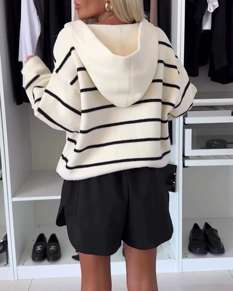 Maria Elena | Fashionable and minimalist winter garment - Image 3